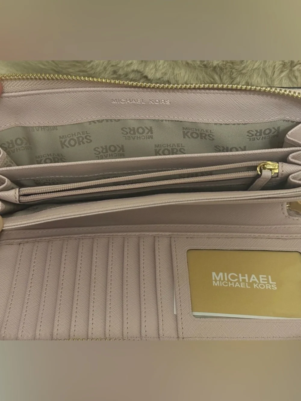 Michael Kors Pale Pink Pebbled Leather Wristlet with Gold Hardware - Picture 4 of 4